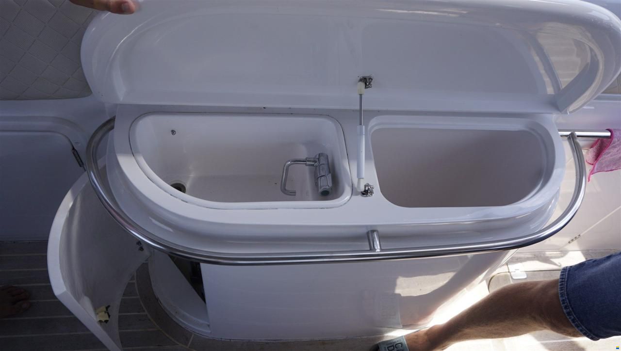 Sunseeker Superhawk 48