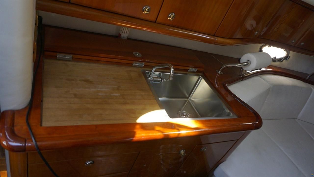Sunseeker Superhawk 48