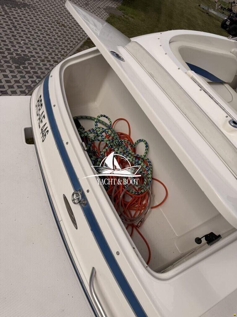 Maxum 2400 SC3