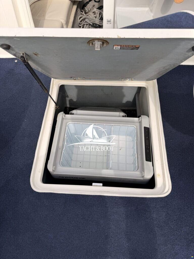 Maxum 2400 SC3