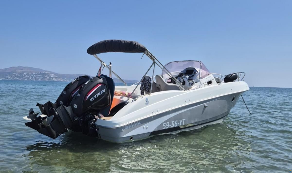 Beneteau 750 flyer Sundeck