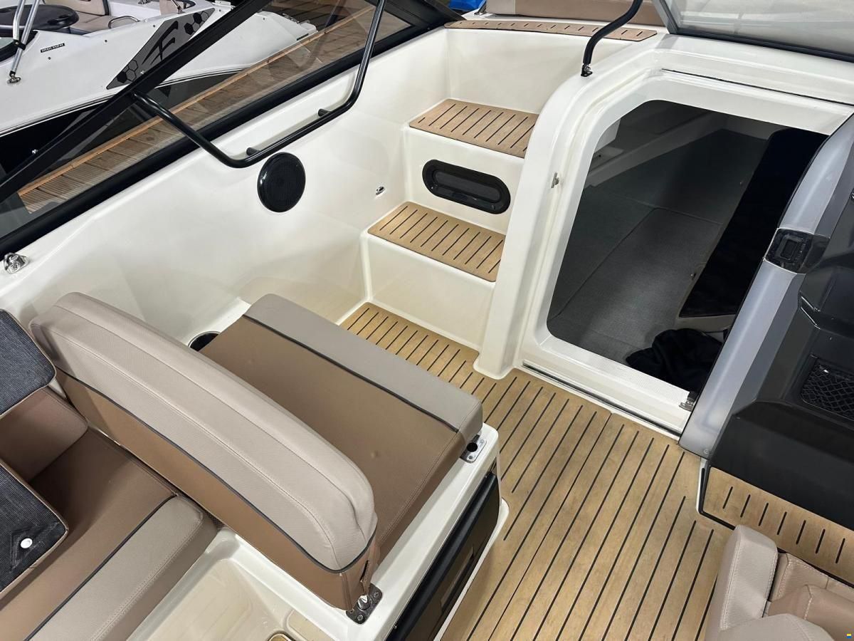 Quicksilver Activ 675 Cruiser