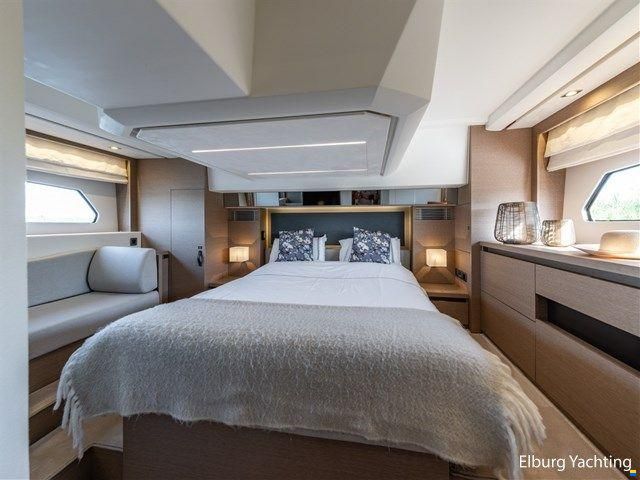 Prestige 460 - Flybridge
