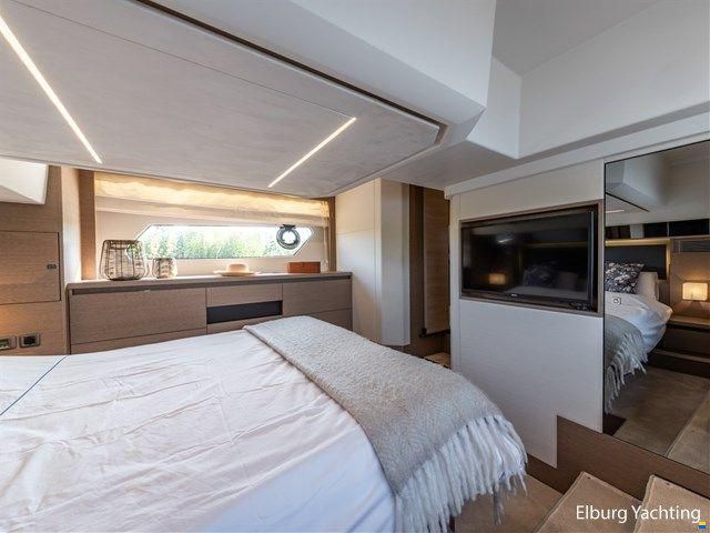 Prestige 460 - Flybridge