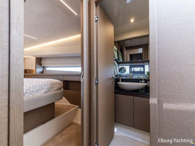 Prestige 460 - Flybridge