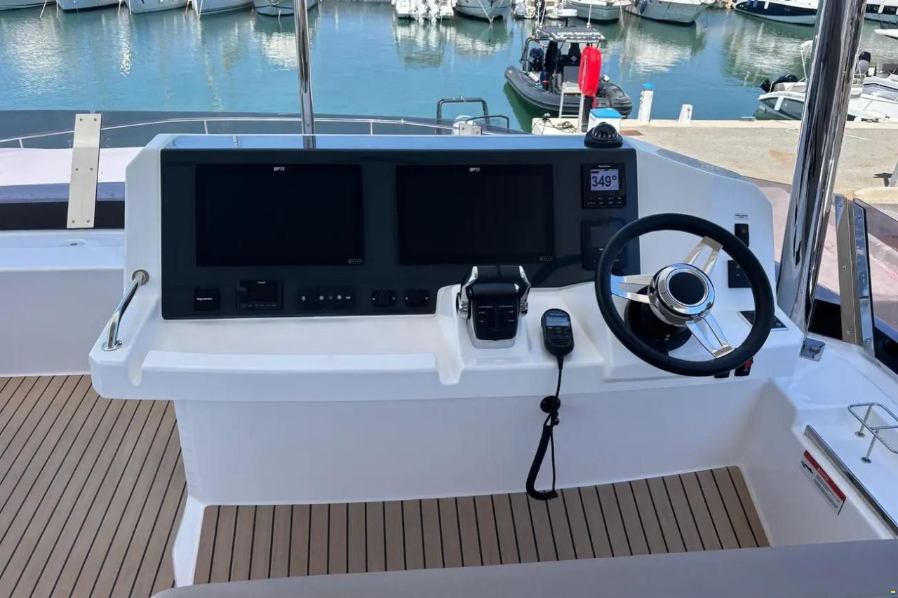 Leopard 53 Powercat