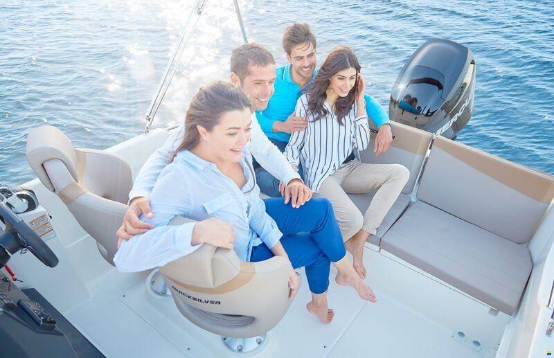 Quicksilver ACTIV 675 SUNDECK