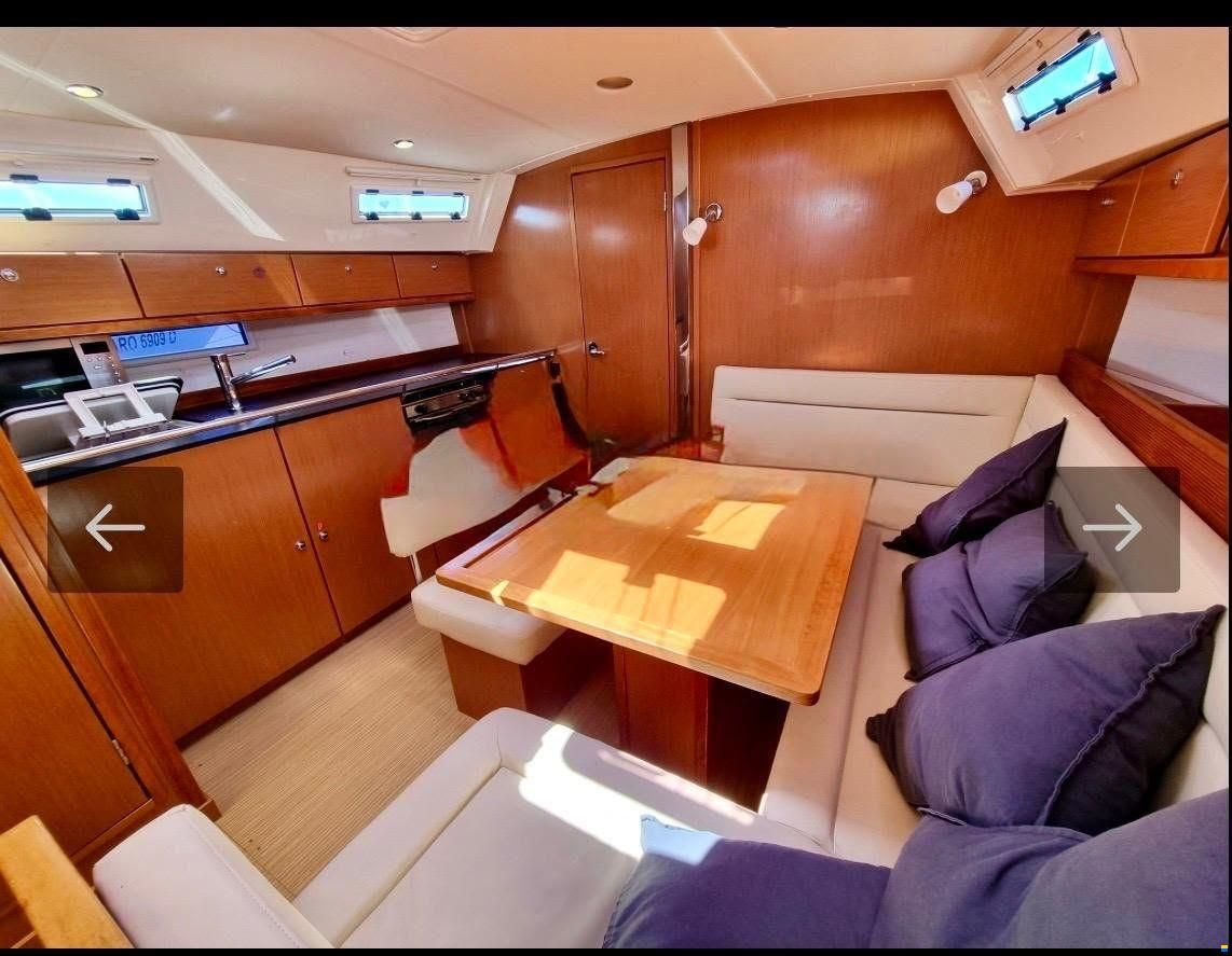 Bavaria 40 CRUISER - 2011