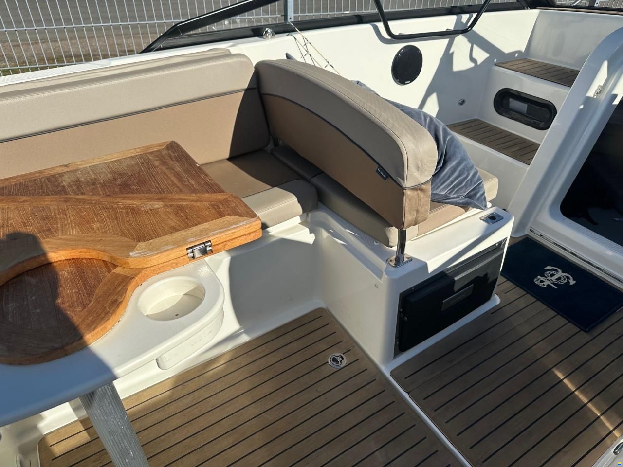 Quicksilver Activ 675 Cruiser med Mercury 150Hk Moto