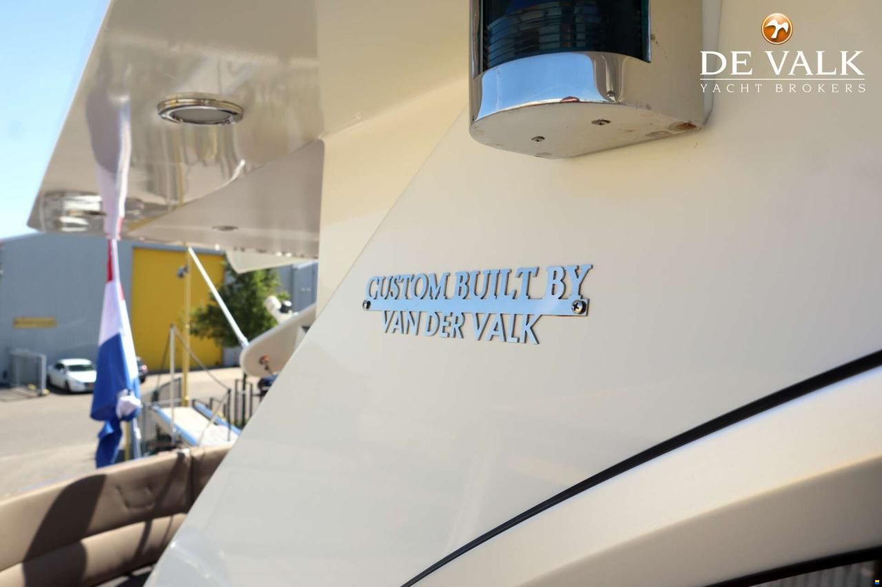 Van der Valk Continental 15.50 FR