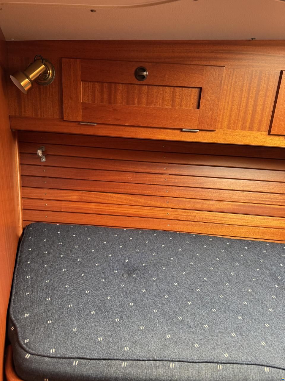 Hallberg-Rassy 36, MK1 (nr 235)