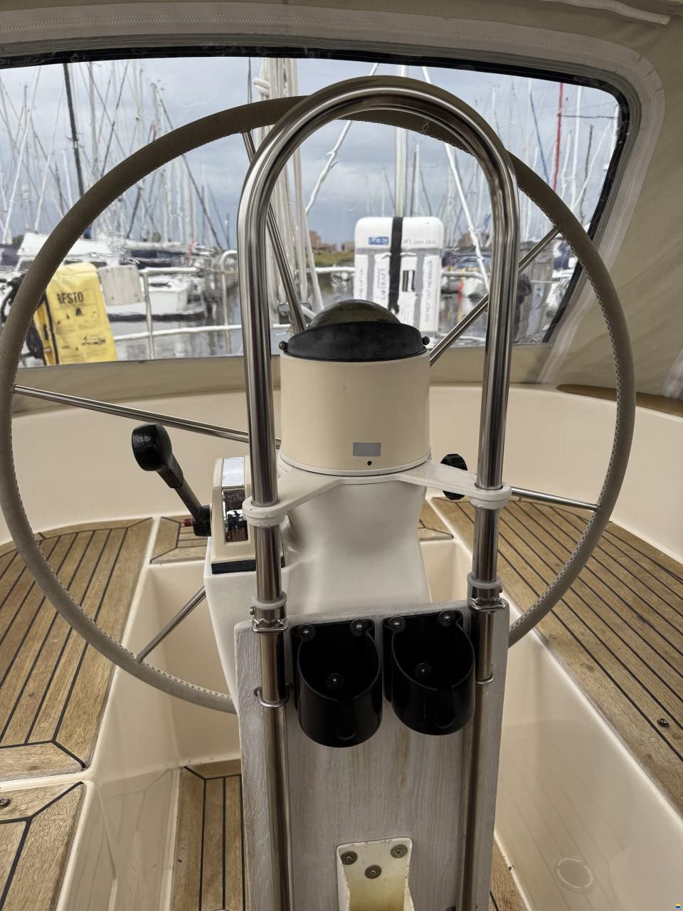 Hallberg-Rassy 36, MK1 (nr 235)