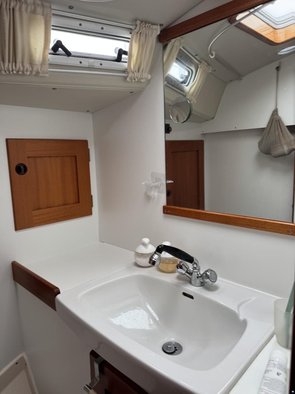 Hallberg-Rassy 36, MK1 (nr 235)