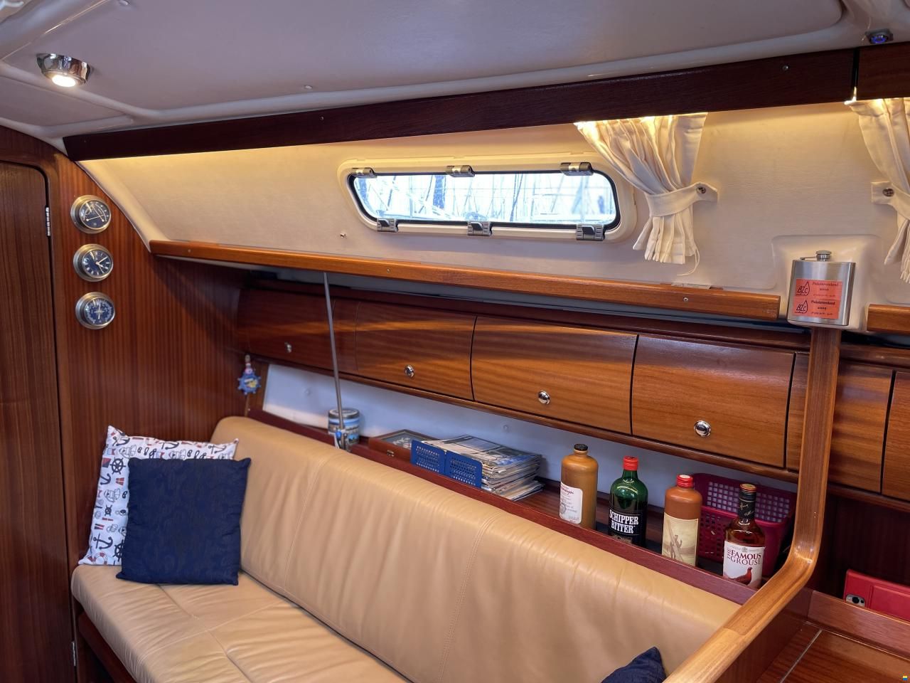 Bavaria 32