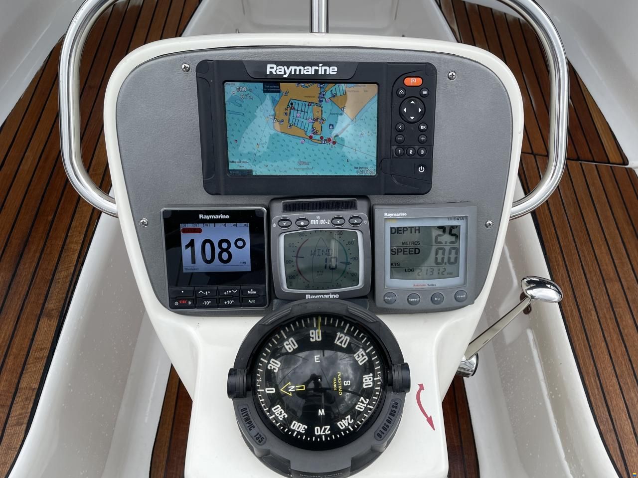 Bavaria 32