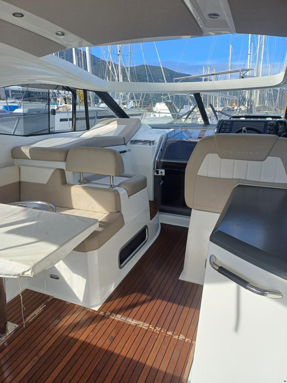 Jeanneau Leader 36