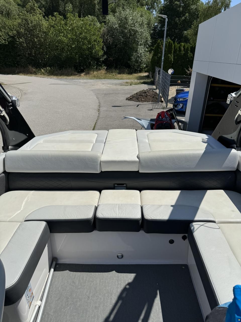 Regal 2100