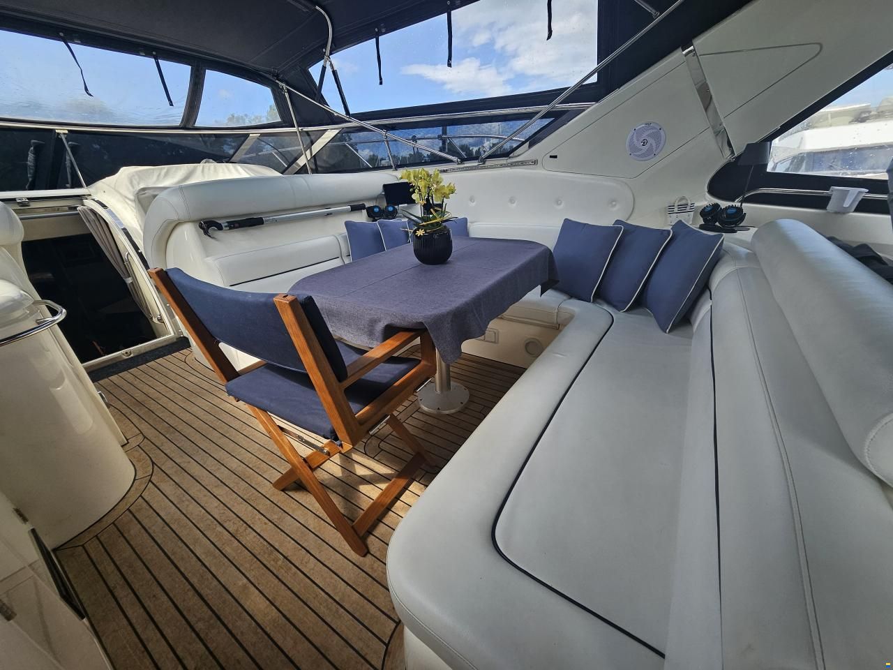 Sunseeker Camargue 55