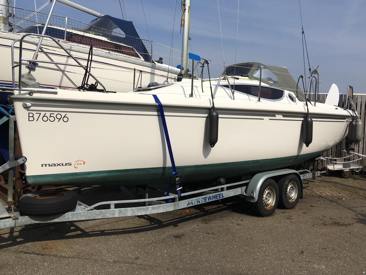 Maxus 24