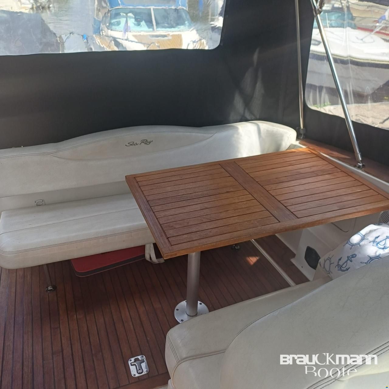 Sea Ray 315 Sundancer