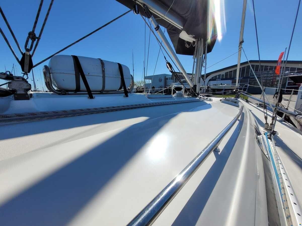 Bavaria 40-3