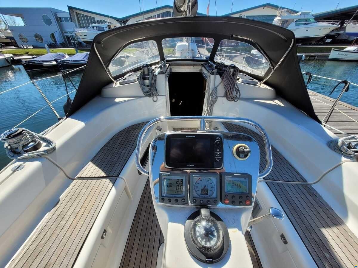 Bavaria 40-3