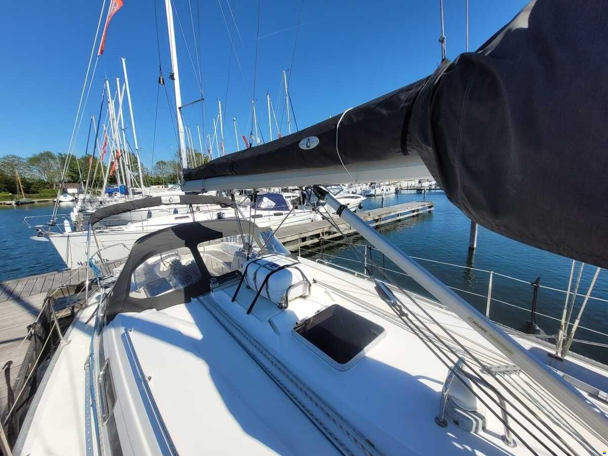 Bavaria 40-3