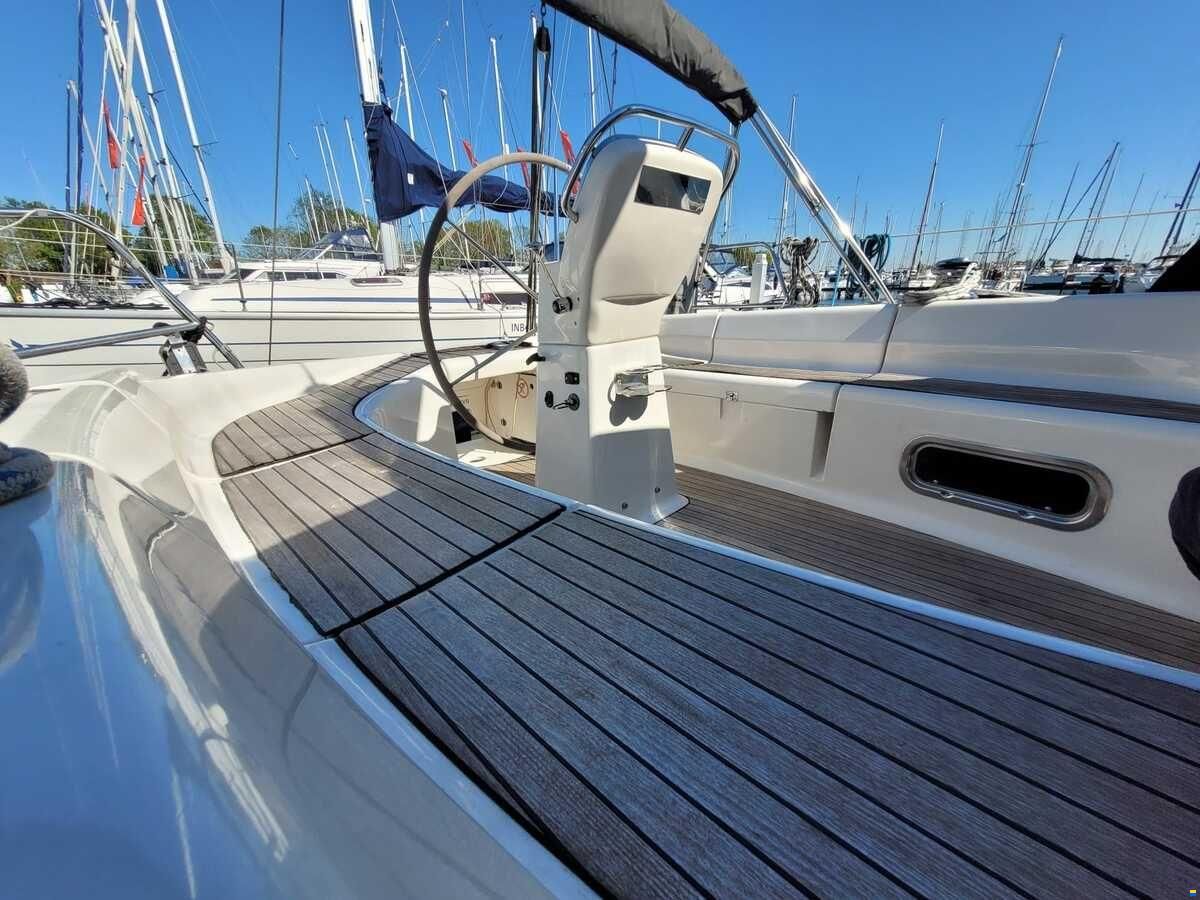 Bavaria 40-3
