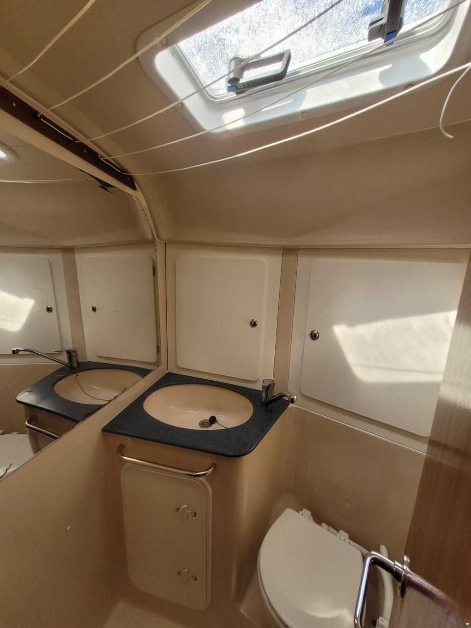 Bavaria 40-3