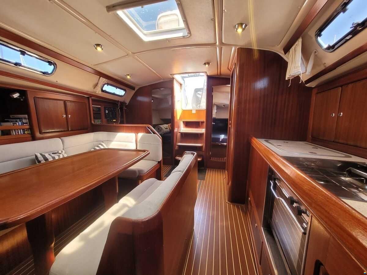 Bavaria 40-3