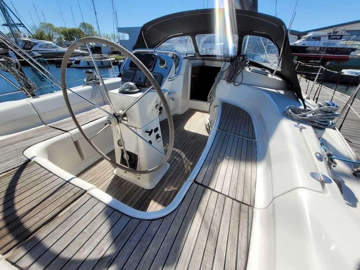 Bavaria 40-3