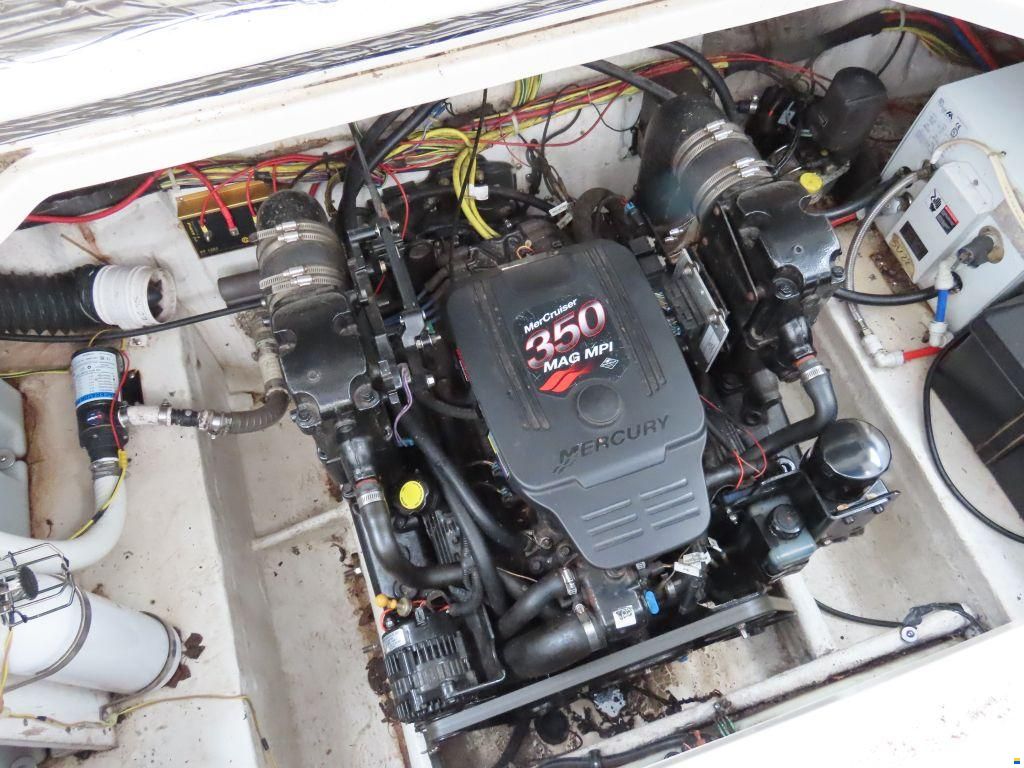 Bayliner 285