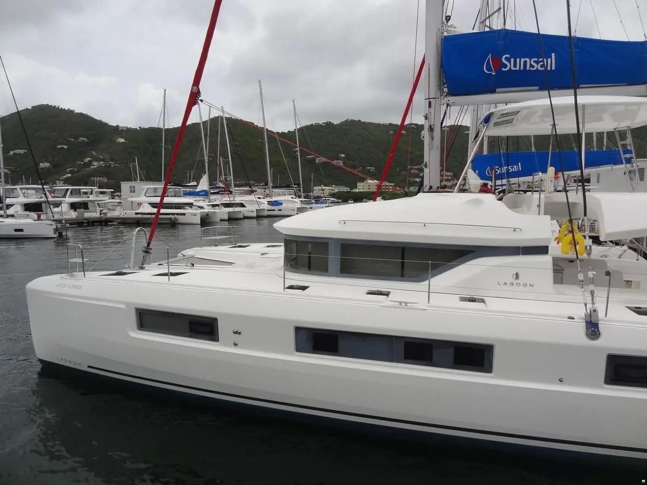 Lagoon 50