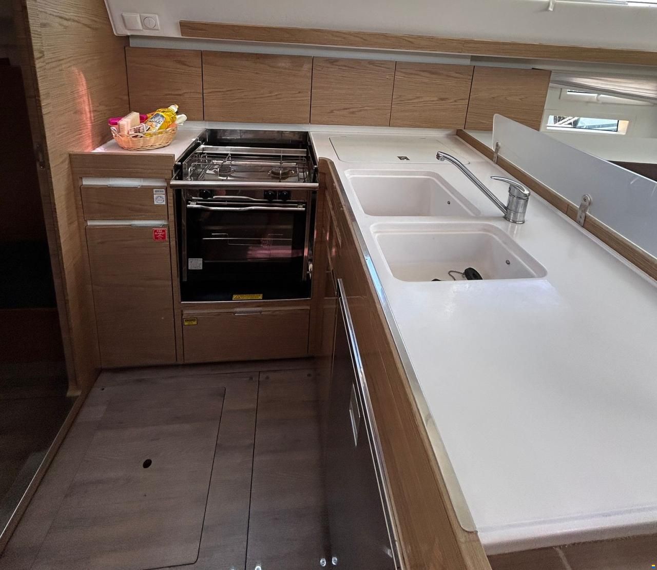Elan 40 Impression