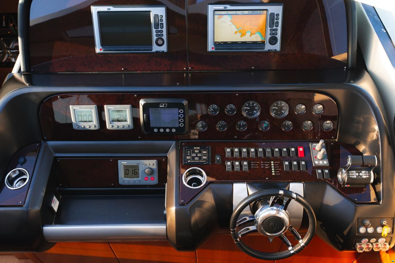 Sunseeker Predator 64
