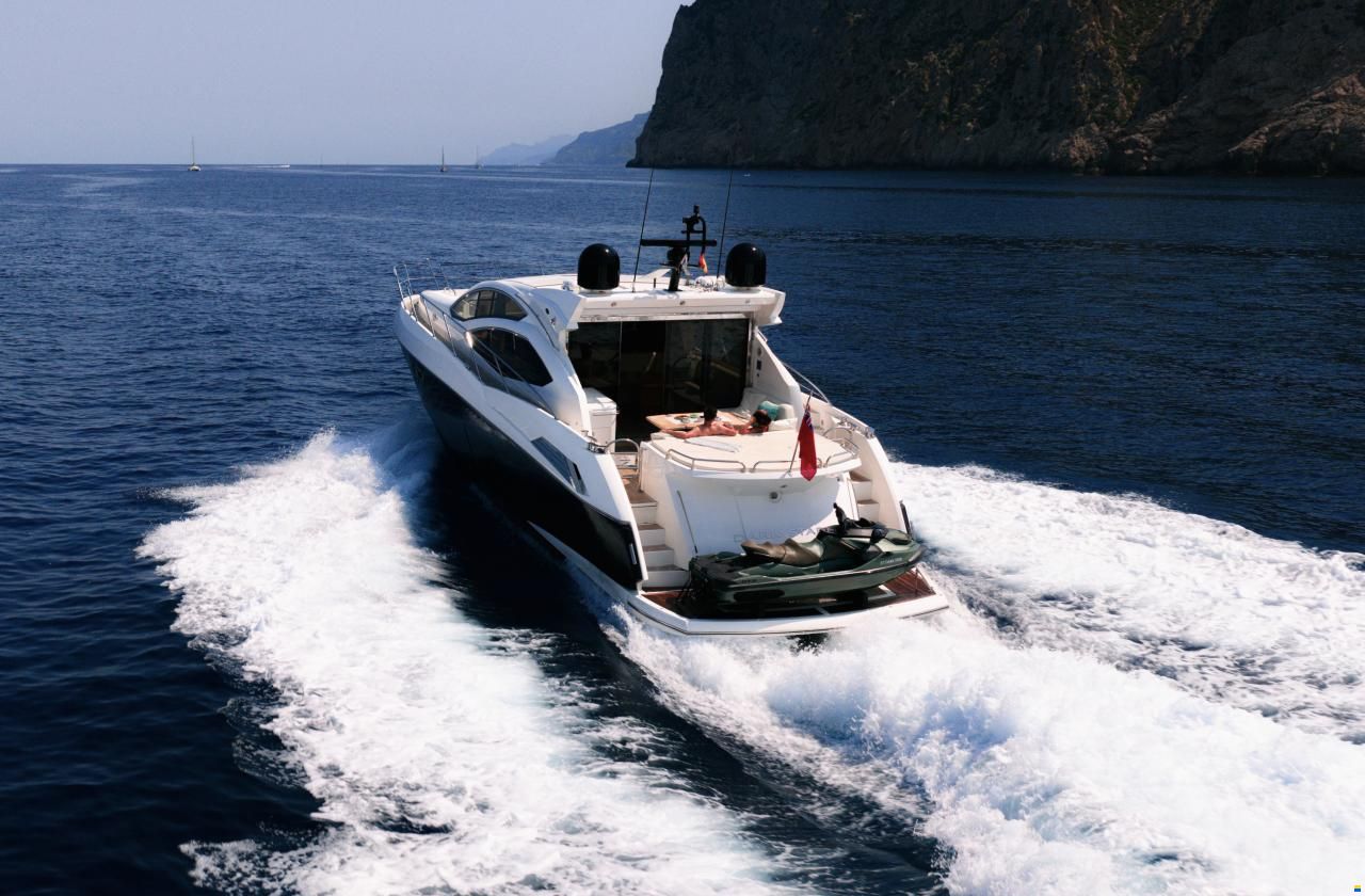 Sunseeker Predator 64