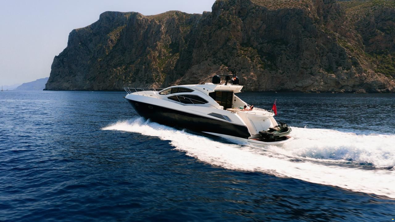 Sunseeker Predator 64