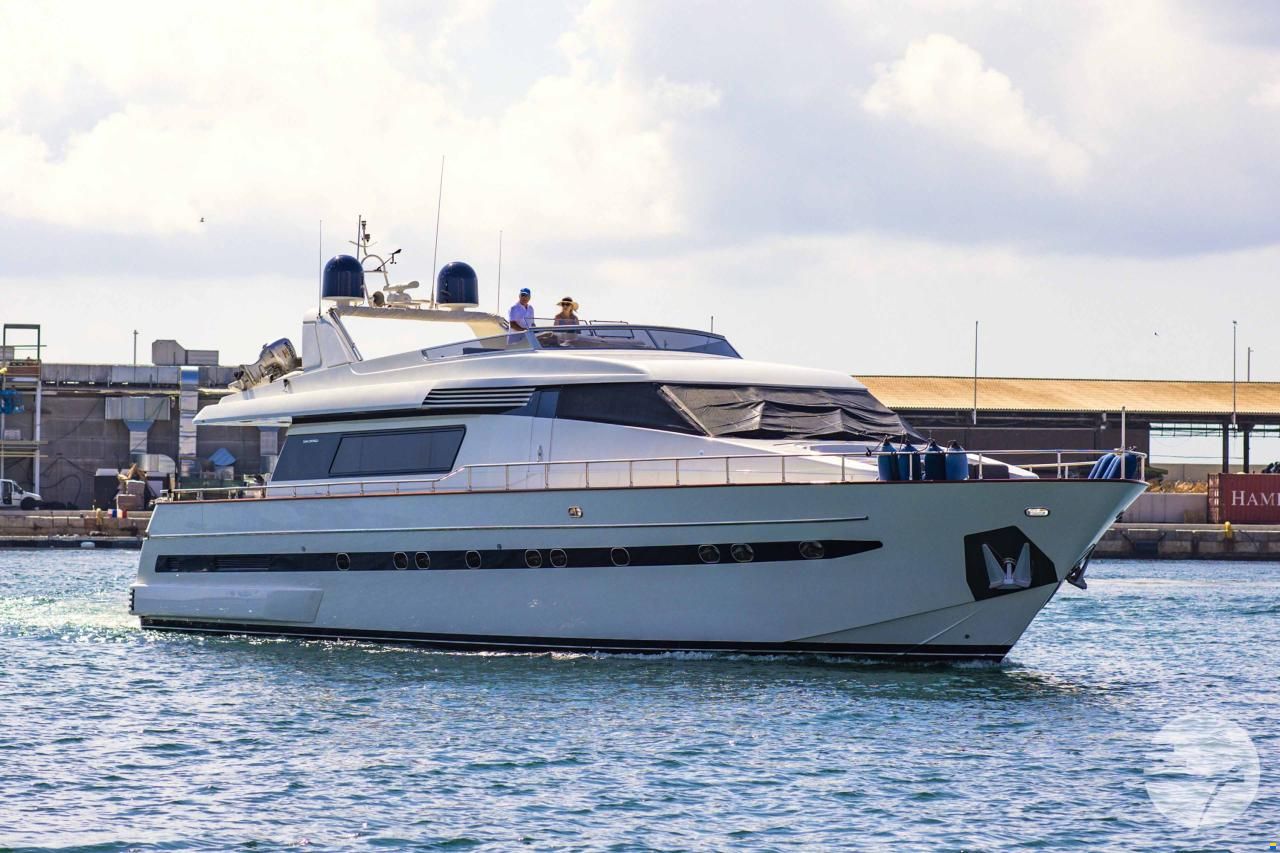Sanlorenzo SL82