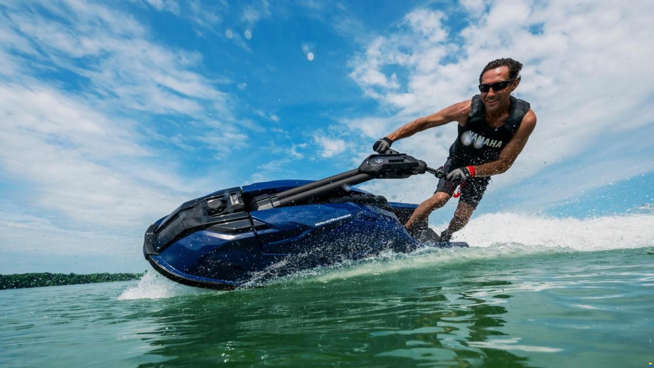 Yamaha WaveRunner SuperJet - 2027 Modell