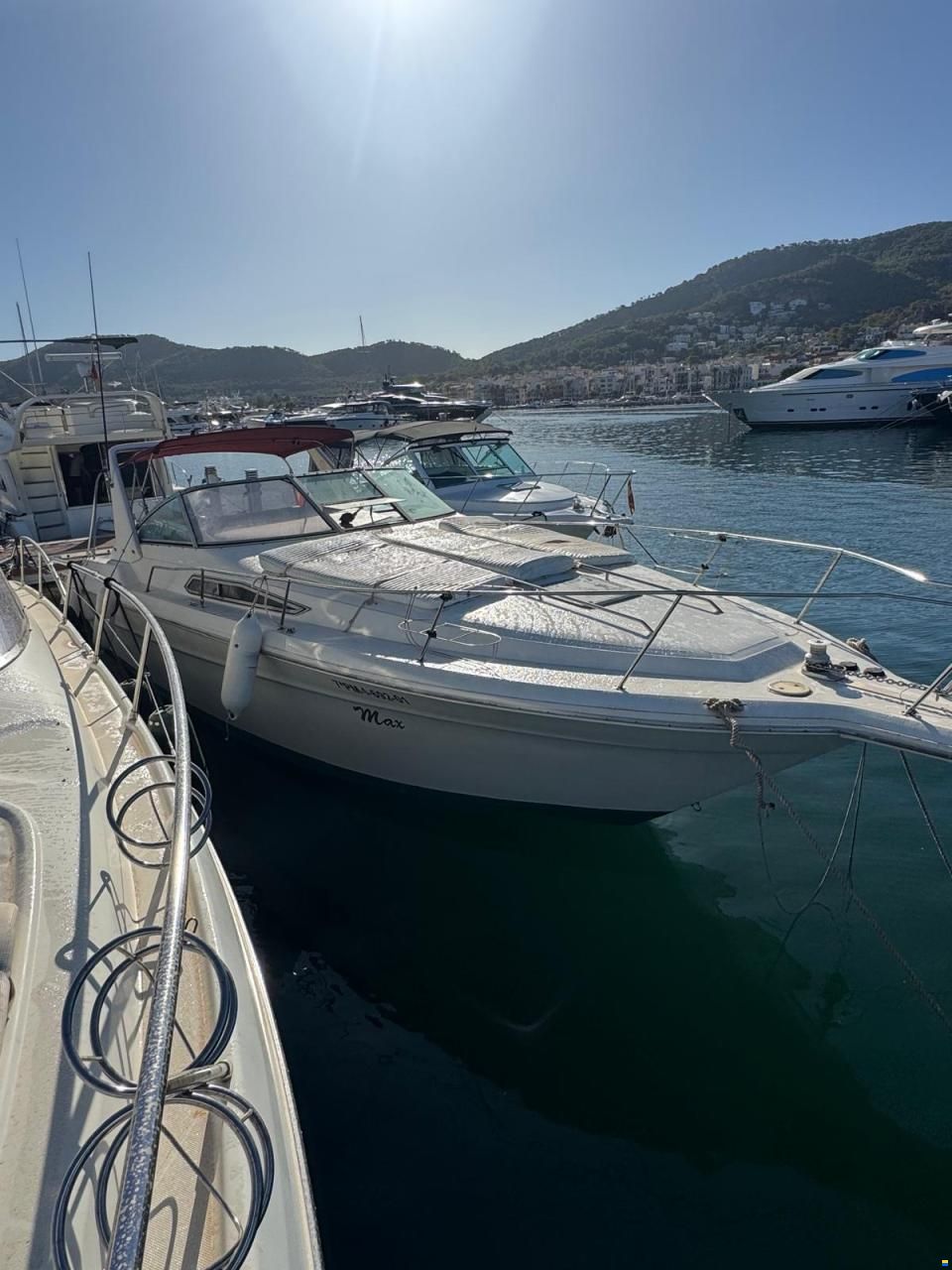 Sea Ray 330