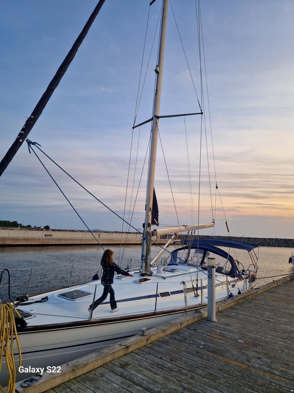 Bavaria 44