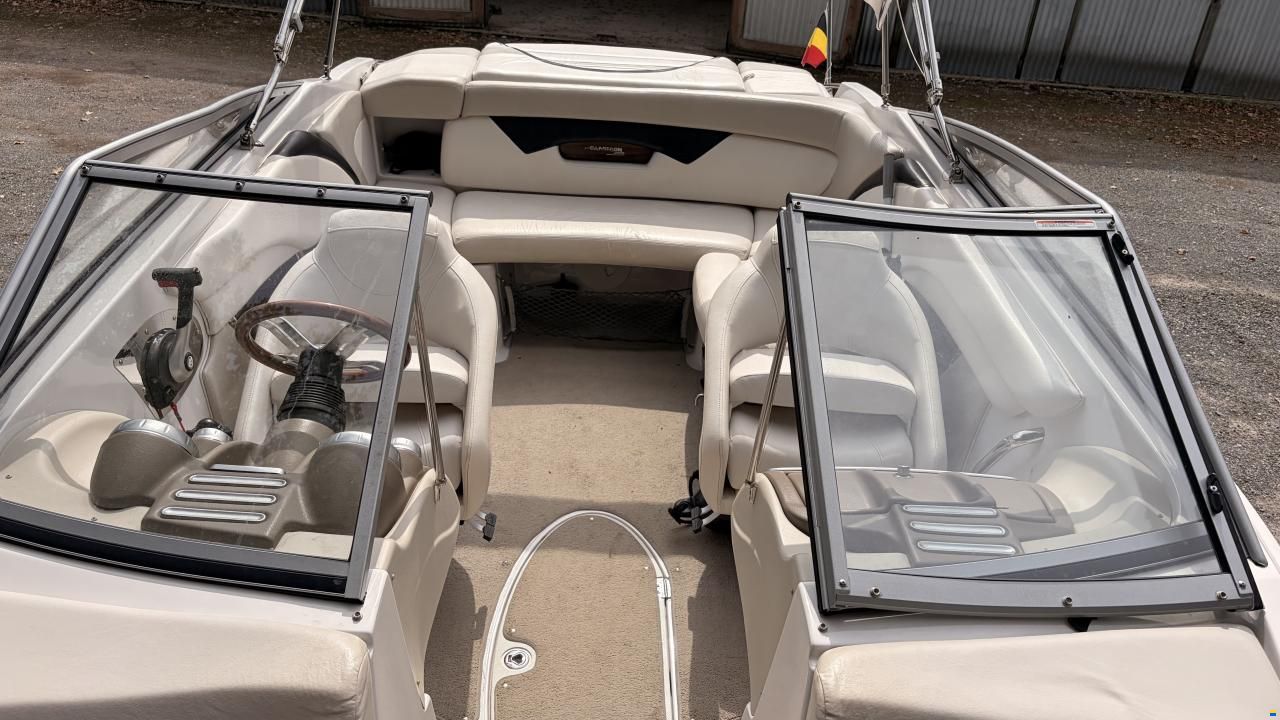 Glastron 215GLS