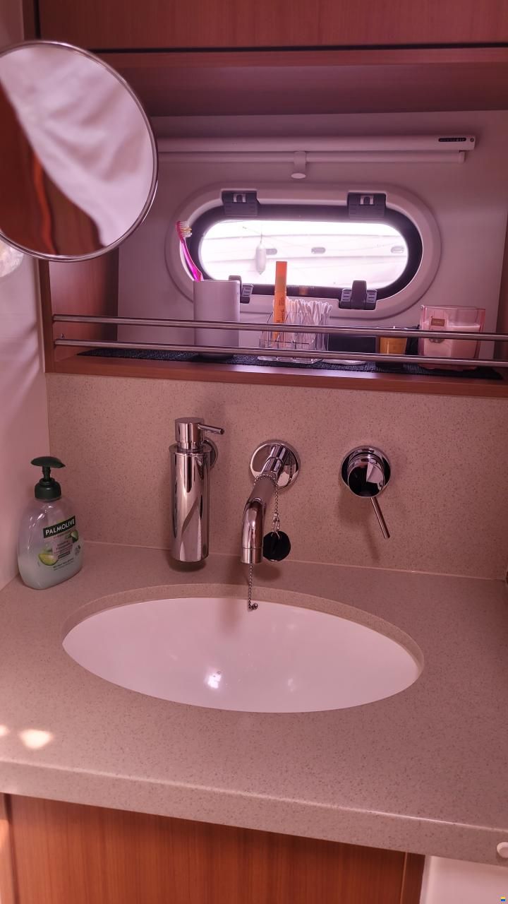 Bavaria 43 HT