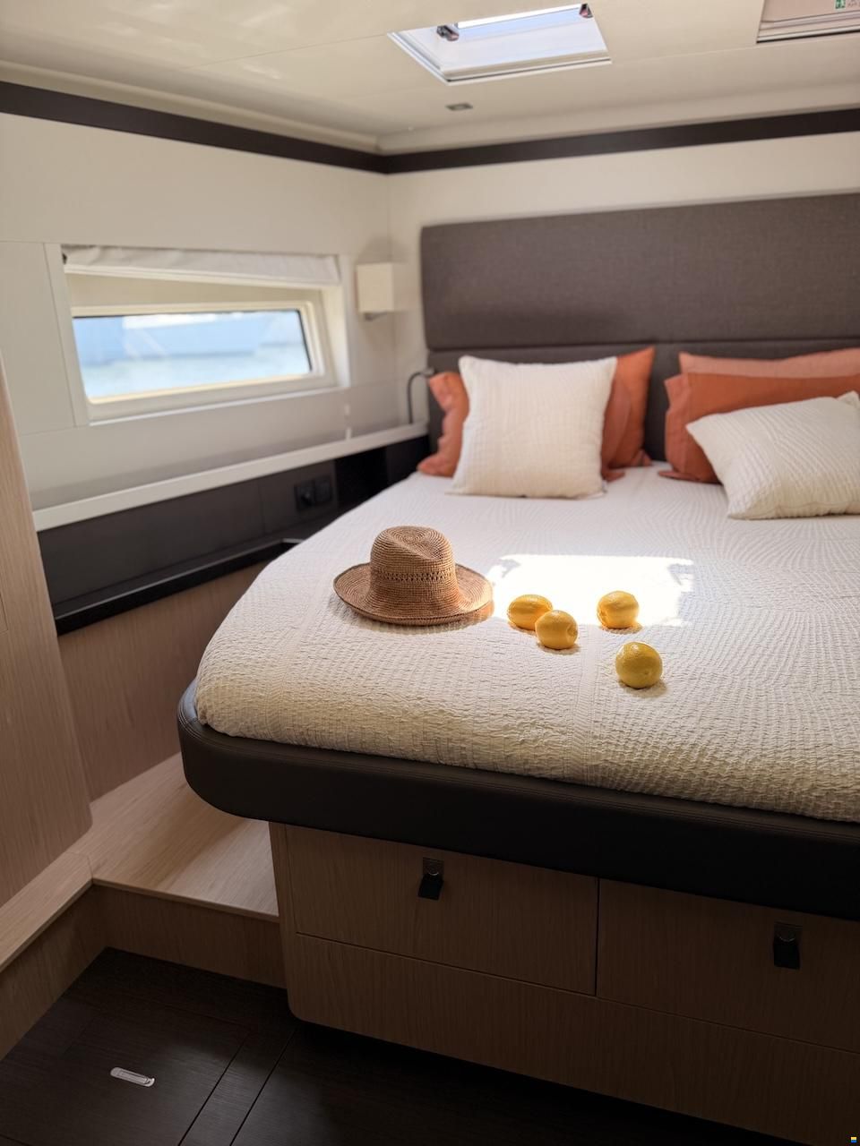 Beneteau OCEANIS YACHT 62