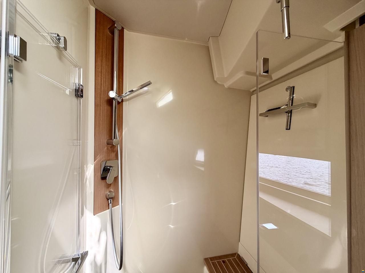 Beneteau OCEANIS YACHT 62