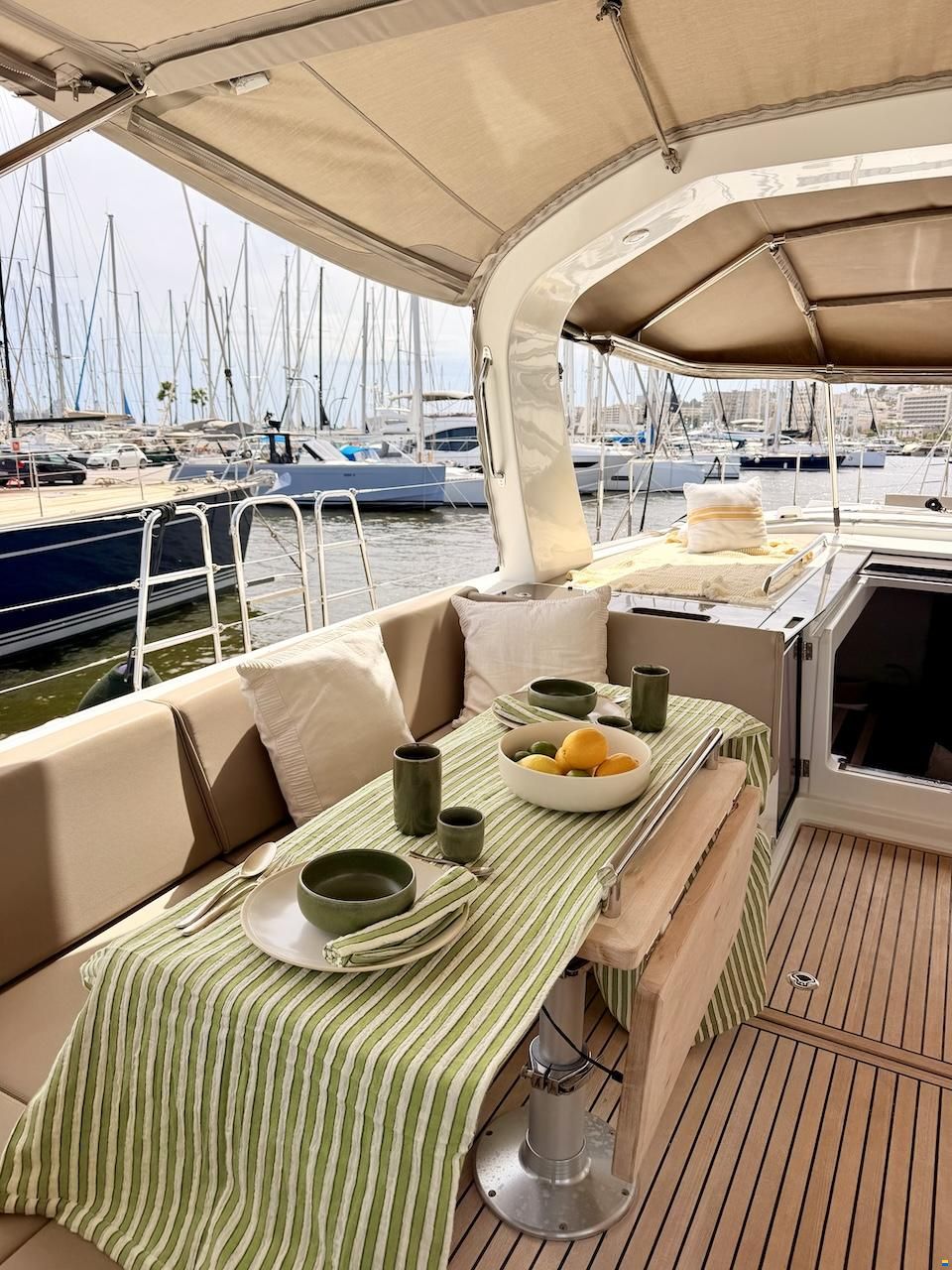 Beneteau OCEANIS YACHT 62