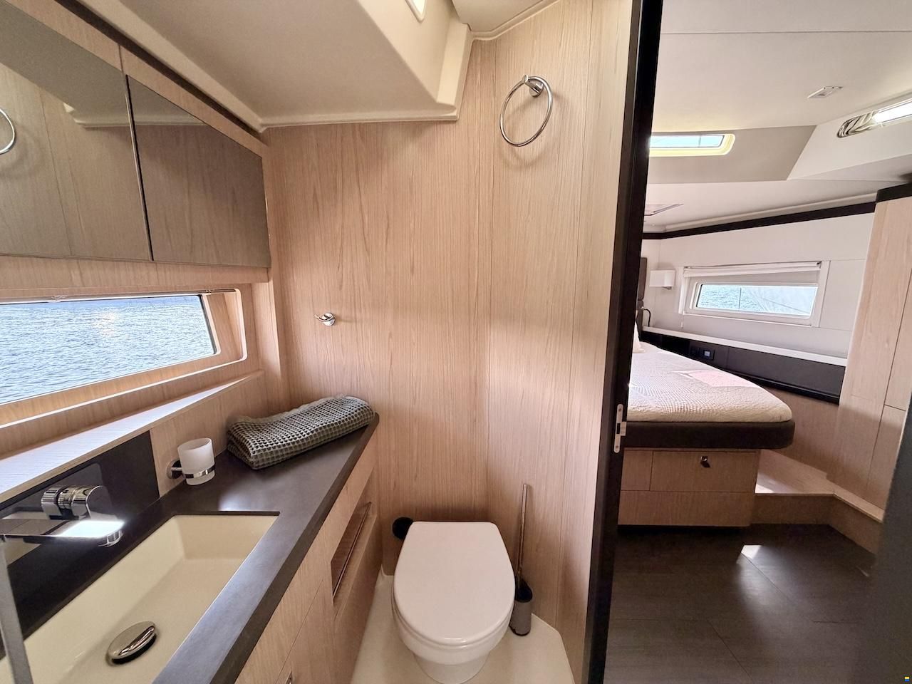 Beneteau OCEANIS YACHT 62