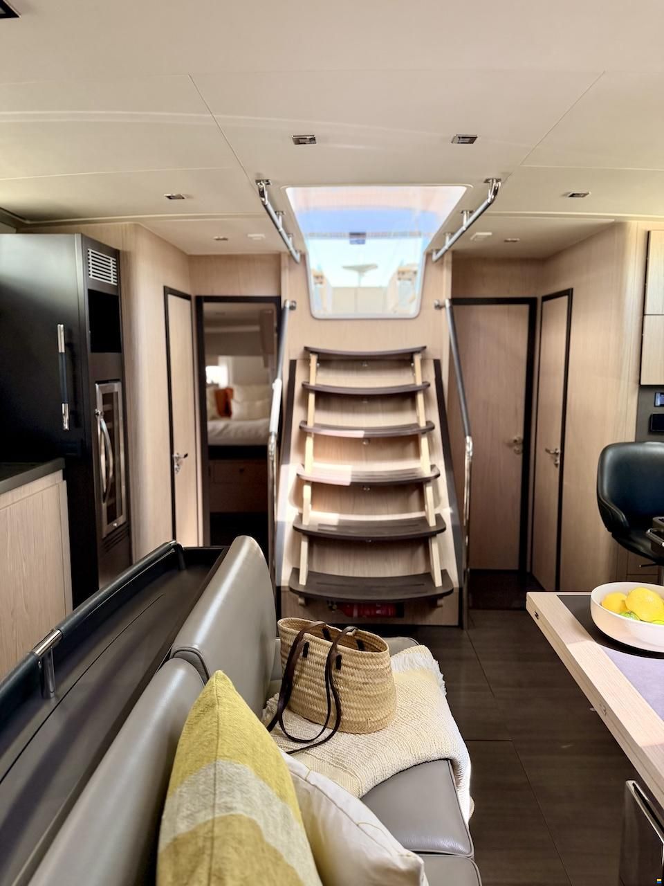 Beneteau OCEANIS YACHT 62