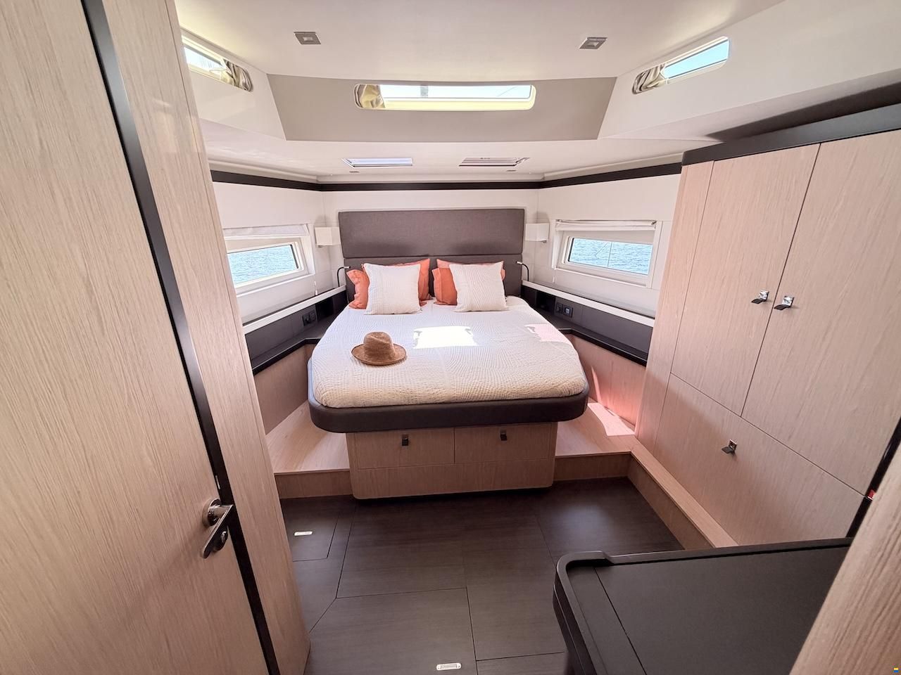 Beneteau OCEANIS YACHT 62