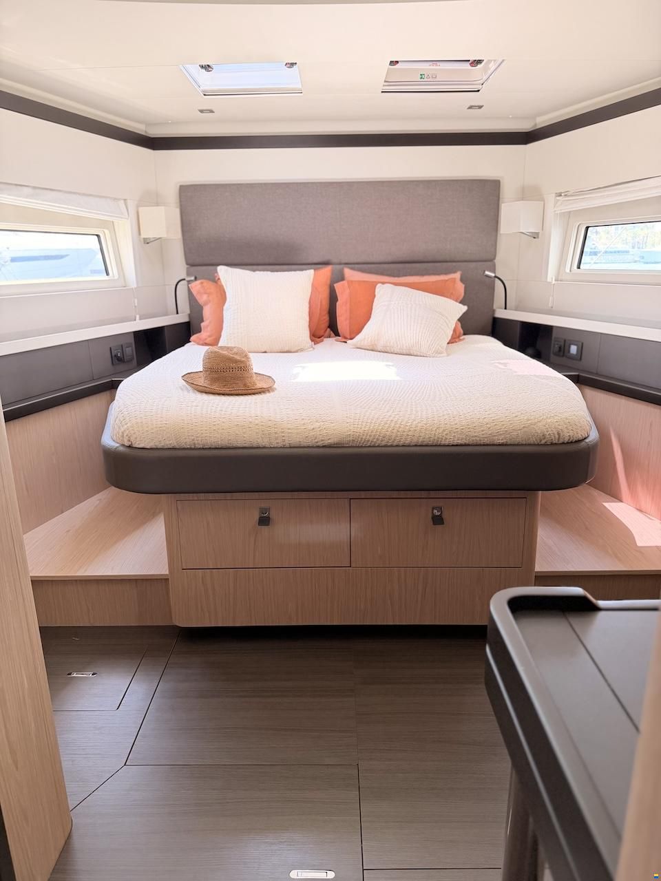 Beneteau OCEANIS YACHT 62